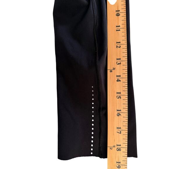 LULULEMON Women's Fast & Free Crop Reflective Nulux 19" W/Pockets in Black Sz 4 - Picture 7 of 8
